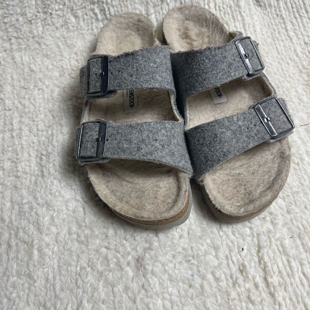 BIRKENSTOCK Arizona Shearling-Lined Sandals Grey SZ38.